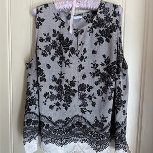 Liz Claiborne Black and White Floral Blouse